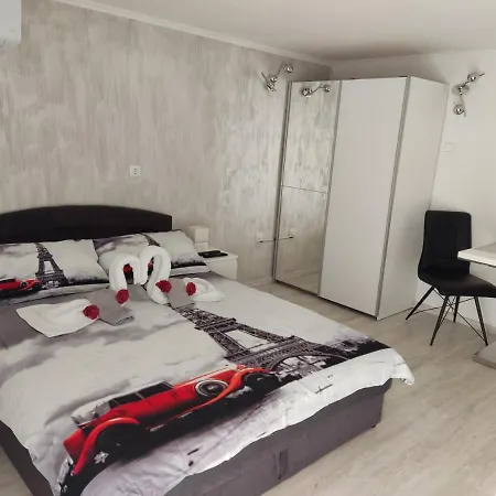 App Noel Lägenhet Lucija